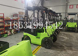 梅河口市电动叉车电动叉车电动堆高机小型液压升降车三轮叉车新款2吨半电动叉车